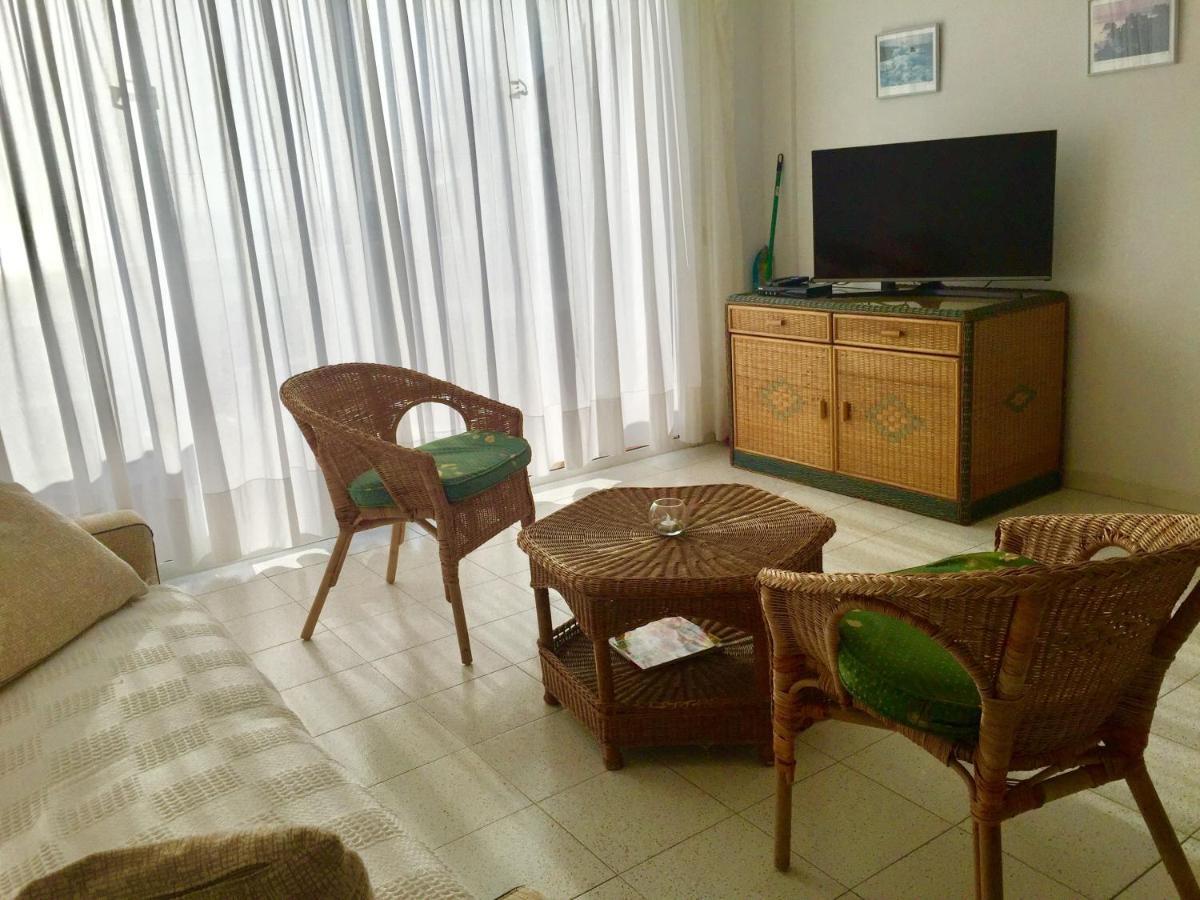 Regata Apartamentos Puerto De Naos Екстер'єр фото